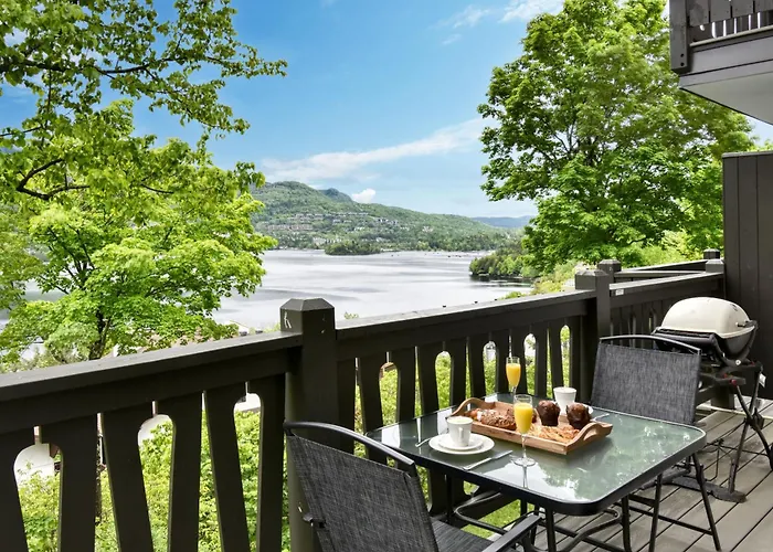 Stunning Condo - View On Lake Tremblant & Mountain